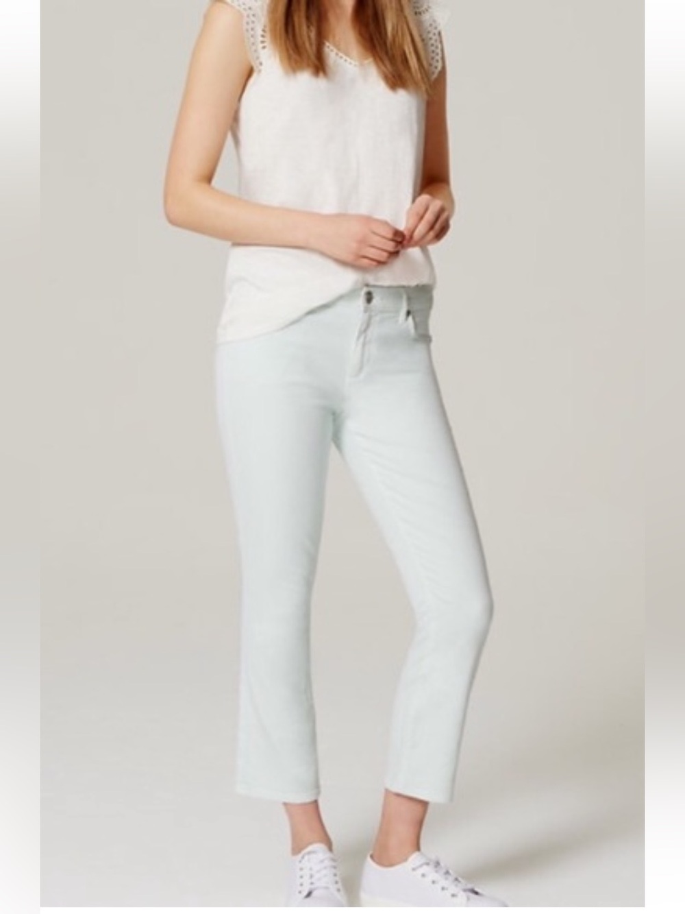 LOFT Modern Kick Crop White Jeans Size 28/6